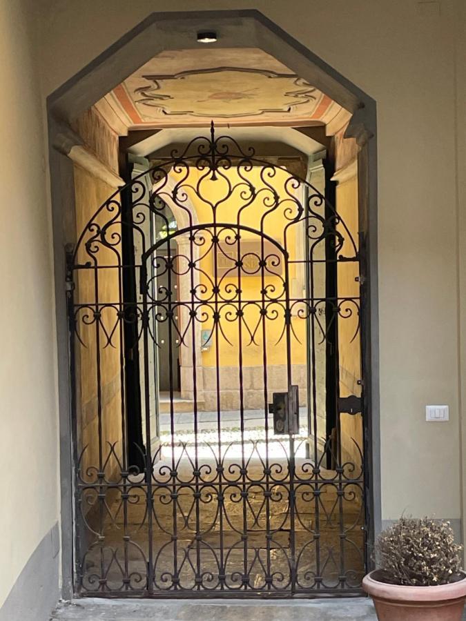 Casa Cristina Apartment Канобио Екстериор снимка