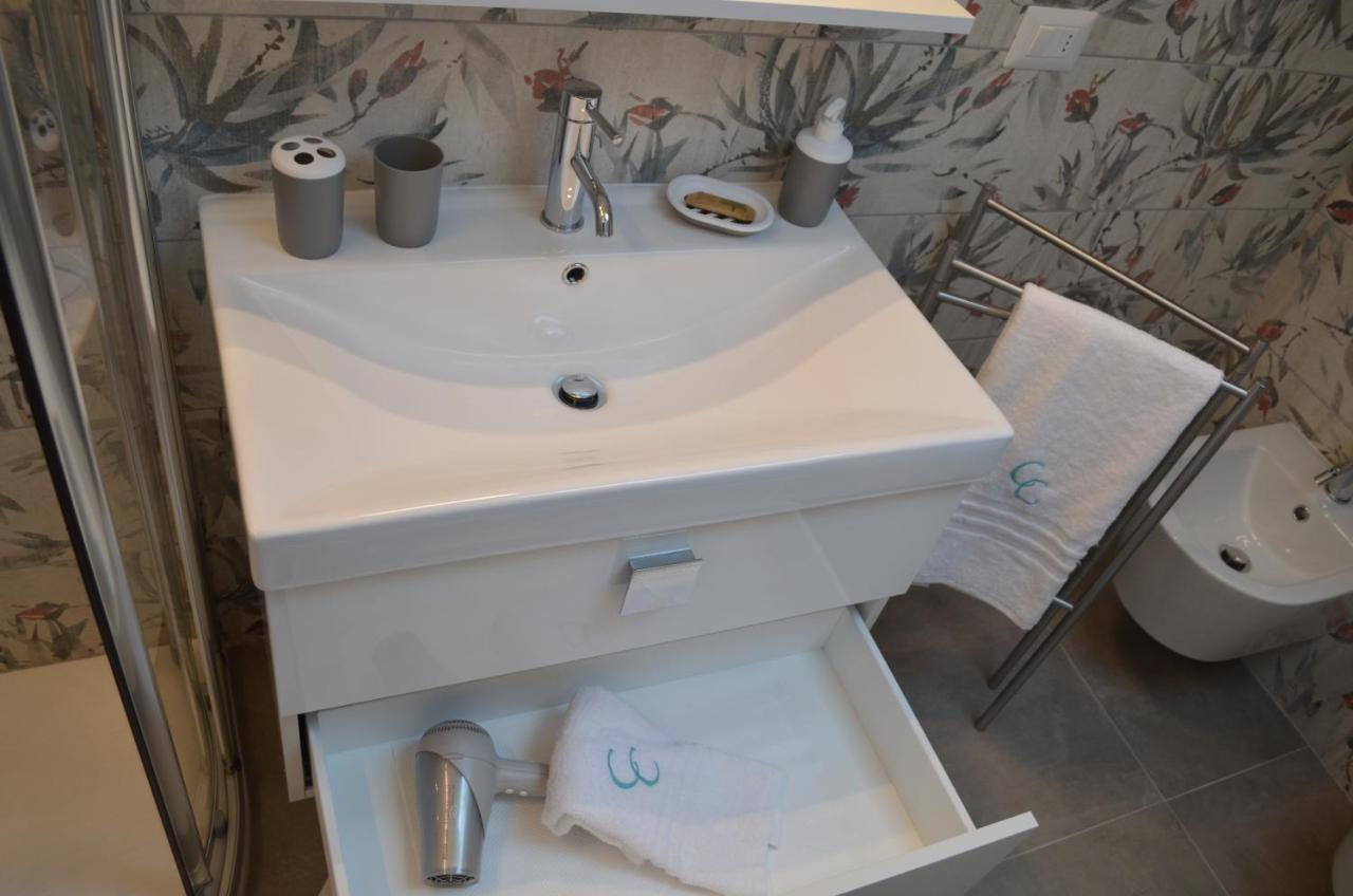 Casa Cristina Apartment Канобио Екстериор снимка